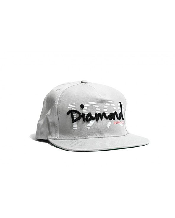 Gorras Diamond Supply co...